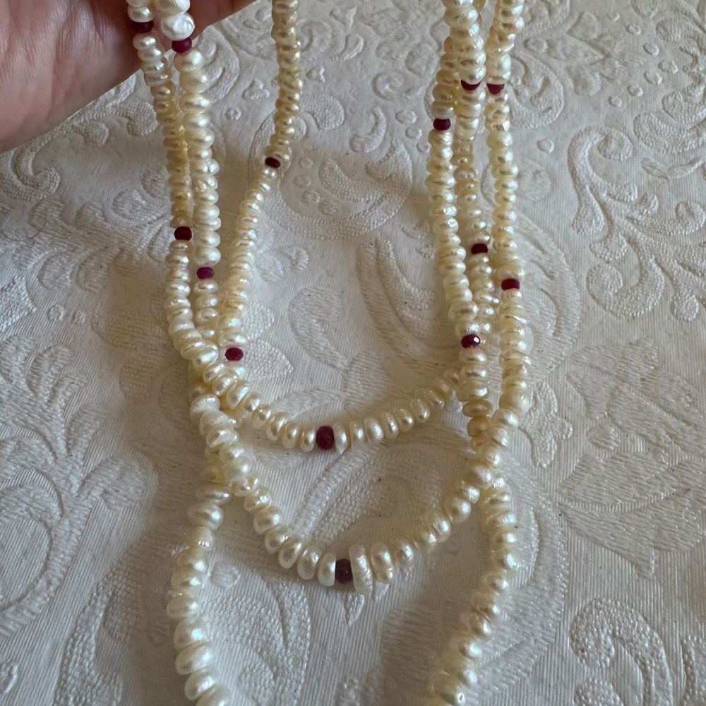 Freshwater Pearl Necklace with Red Accent Beads - Elegant Cream Strand